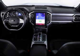Подержанный автомобиль JAC T9 2024 года (12 фото)