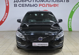 Подержанный автомобиль Volvo S60 2017 года (2 фото)