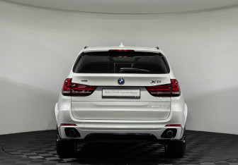 Подержанный автомобиль BMW X5 2016 года (4 фото)