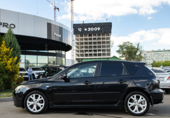 Подержанный автомобиль Mazda 3 Hatchback 2007 года (6 фото)