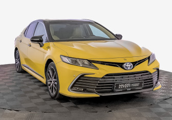 Подержанный автомобиль Toyota Camry Sedan 2022 года (3 фото)