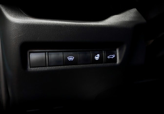 Подержанный автомобиль Toyota RAV4 2019 года (28 фото)