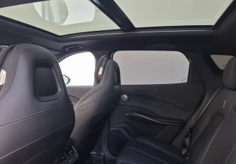 Подержанный автомобиль Omoda C7 2025 года (12 фото)