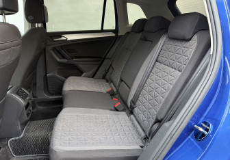 Подержанный автомобиль Volkswagen Tiguan 2021 года (11 фото)