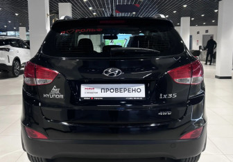Подержанный автомобиль Hyundai ix35 2012 года (5 фото)