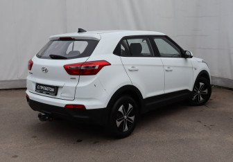 Подержанный автомобиль Hyundai Creta 2017 года (4 фото)
