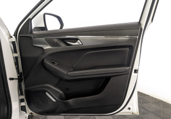 Подержанный автомобиль Haval Jolion 2022 года (24 фото)