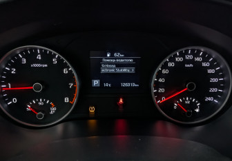 Подержанный автомобиль Kia Sportage 2018 года (16 фото)