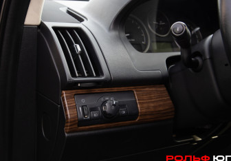 Подержанный автомобиль Land Rover Freelander 2008 года (12 фото)