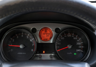 Подержанный автомобиль Nissan Qashqai 2008 года (13 фото)