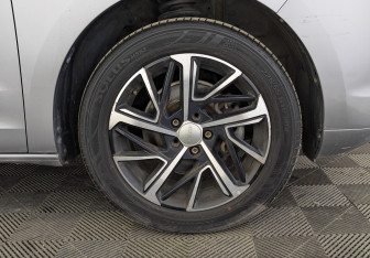 Подержанный автомобиль Haval Jolion 2022 года (12 фото)