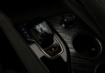 Подержанный автомобиль Zeekr 001 2023 года (13 фото)