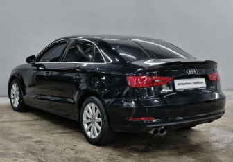 Подержанный автомобиль Audi A3 Sedan 2014 года (7 фото)