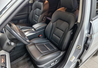 Подержанный автомобиль Geely Atlas 2021 года (19 фото)