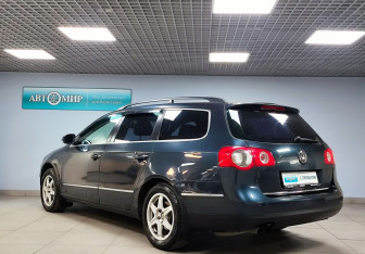 Подержанный автомобиль Volkswagen Passat Wagon 2006 года (7 фото)