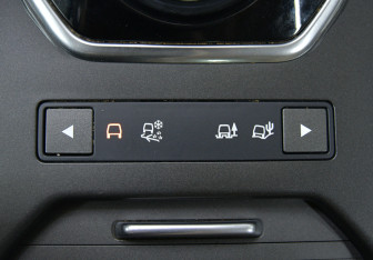 Подержанный автомобиль Land Rover Range Rover Evoque 2012 года (14 фото)