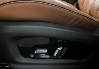 Подержанный автомобиль Omoda C5 2022 года (18 фото)