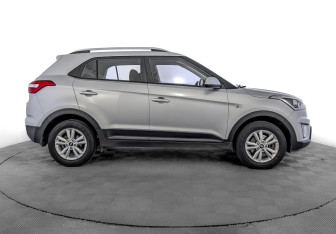 Подержанный автомобиль Hyundai Creta 2018 года (4 фото)
