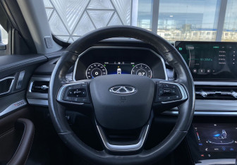Подержанный автомобиль Chery Tiggo 8 Pro 2021 года (15 фото)