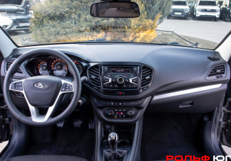 Подержанный автомобиль LADA (ВАЗ) Vesta Wagon 2021 года (12 фото)