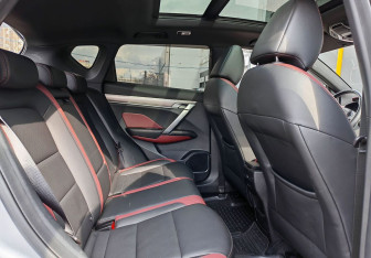 Подержанный автомобиль Geely Coolray 2022 года (14 фото)