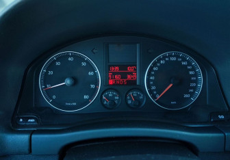 Подержанный автомобиль Volkswagen Golf Plus 2008 года (16 фото)