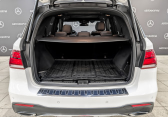 Подержанный автомобиль Mercedes-Benz GLE 2018 года (10 фото)