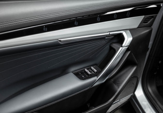 Новый Geely Atlas 2026 (10 фото)