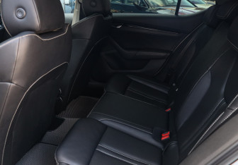 Подержанный автомобиль Skoda Octavia Liftback 2023 года (12 фото)