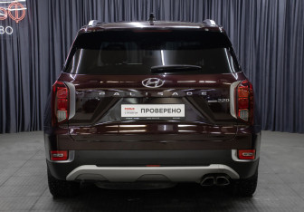 Подержанный автомобиль Hyundai Palisade 2021 года (6 фото)