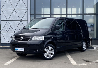 Подержанный автомобиль Volkswagen Caravelle 2009 года (1 фото)