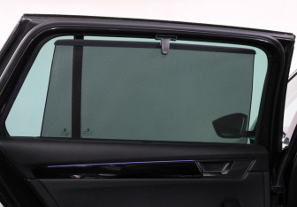 Подержанный автомобиль Skoda Superb Wagon 2016 года (12 фото)