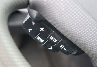 Подержанный автомобиль Suzuki Liana Sedan 2006 года (13 фото)