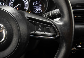 Подержанный автомобиль Mazda CX-5 2021 года (17 фото)