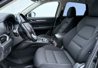 Подержанный автомобиль Mazda CX-5 2018 года (10 фото)
