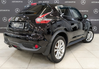 Подержанный автомобиль Nissan Juke 2017 года (5 фото)