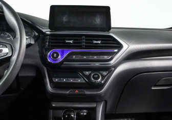 Подержанный автомобиль Changan Alsvin 2023 года (9 фото)