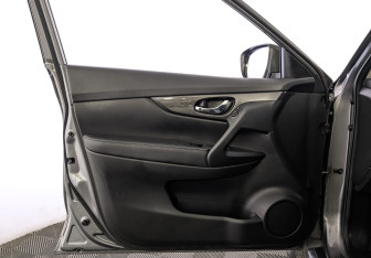 Подержанный автомобиль Nissan X-Trail 2019 года (19 фото)