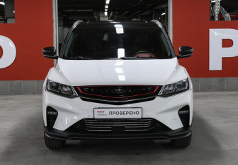 Подержанный автомобиль Geely Coolray 2019 года (2 фото)