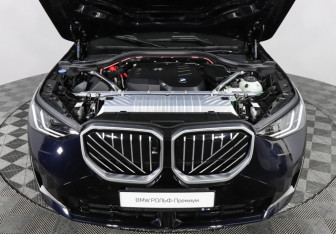 Новый BMW X3 2025 (10 фото)