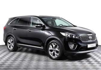 Подержанный автомобиль Kia Sorento 2017 года (3 фото)