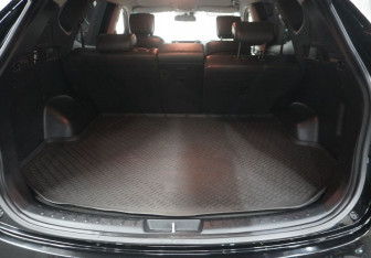 Подержанный автомобиль Hyundai Santa Fe 2015 года (9 фото)