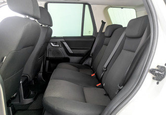 Подержанный автомобиль Land Rover Freelander 2013 года (12 фото)