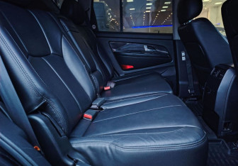 Подержанный автомобиль SsangYong Rexton 2009 года (11 фото)