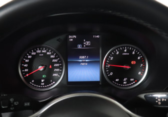 Подержанный автомобиль Mercedes-Benz GLC Coupe 2021 года (11 фото)