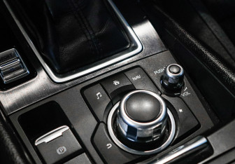 Подержанный автомобиль Mazda 6 Sedan 2016 года (15 фото)