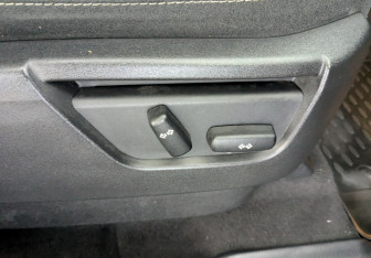 Подержанный автомобиль Land Rover Freelander 2013 года (24 фото)