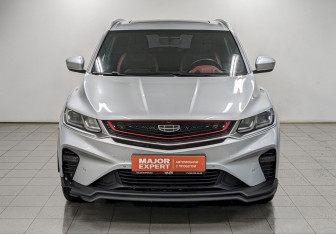 Подержанный автомобиль Geely Coolray 2021 года (2 фото)