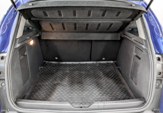 Подержанный автомобиль Renault Kaptur 2022 года (10 фото)