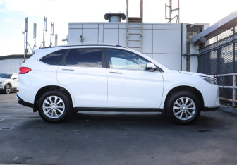 Подержанный автомобиль Haval M6 2023 года (4 фото)